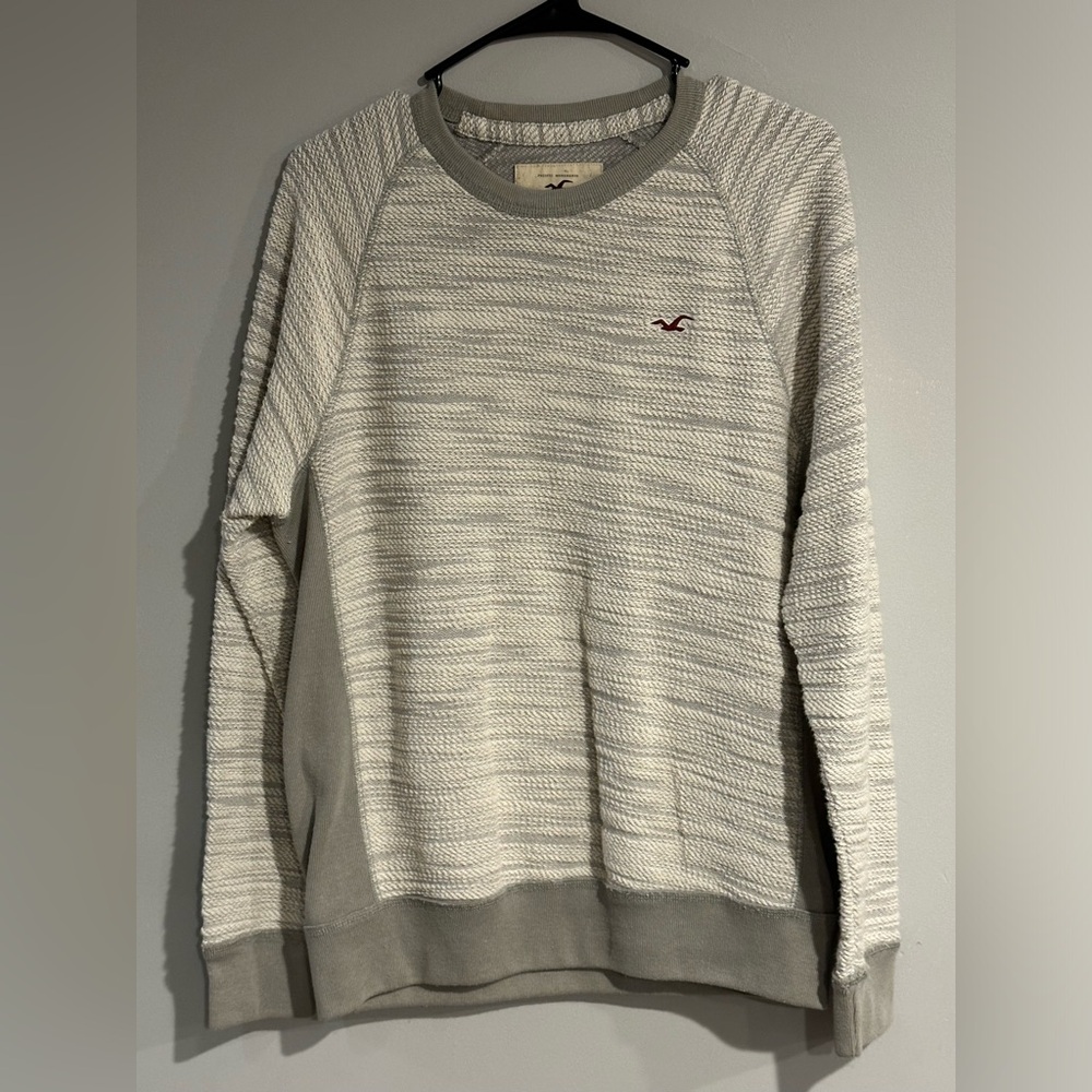 Men’s Hollister Beach Sweatshirt - Size Small